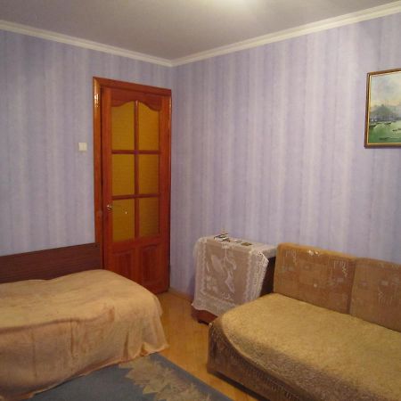 Apartment On Sovetskoy Konstitutsii 15 Brześć Zewnętrze zdjęcie