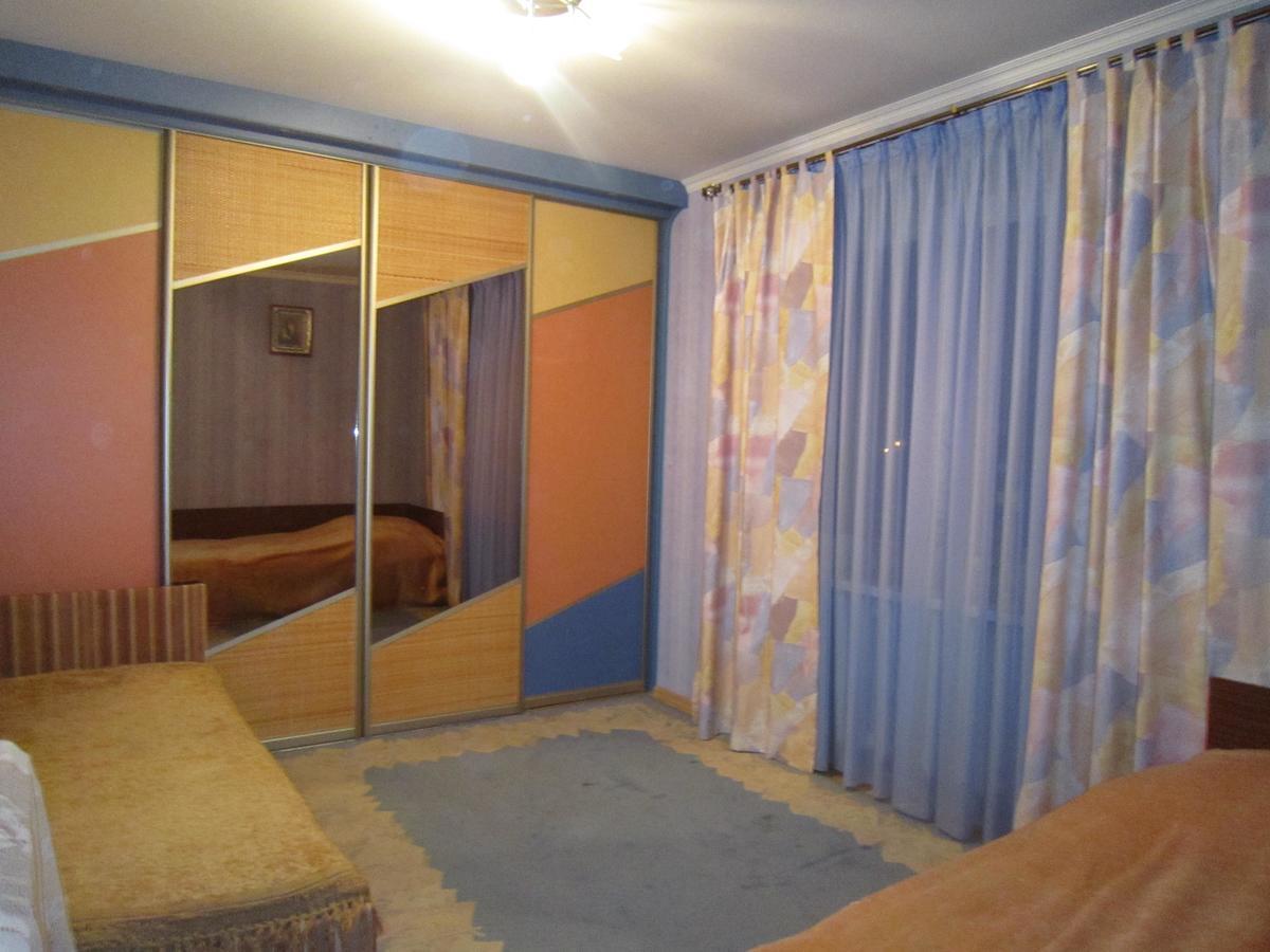 Apartment On Sovetskoy Konstitutsii 15 Brześć Zewnętrze zdjęcie